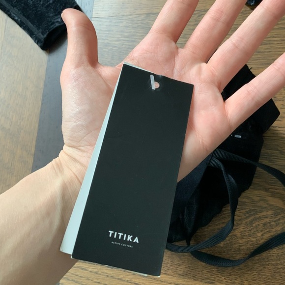 LULULEMON Women’s LOT Bundle X 3 Pieces Pants Bra Crop Shirt Size XS New Deal!! - Picture 5 of 14